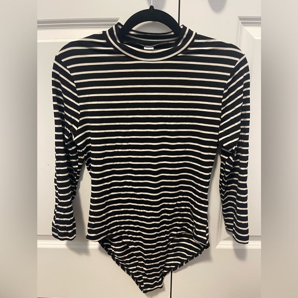 3/4 sleeve striped bodysuit, mock turtleneck, size XL
